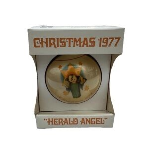 Vintage Schmid Sister Berta Hummel Christmas Ornament 1977 Herald Angel